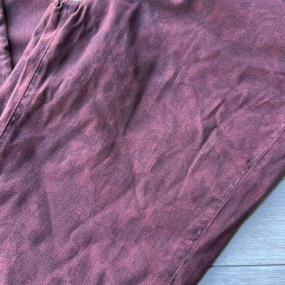 MAVI GOLD Alexa Skinny Jeans
Mid Rise super skinny plum color size 27/33 NWT - Picture 9 of 9